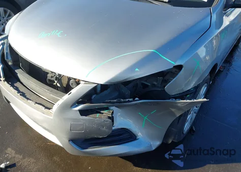 2014 Nissan Sentra S z USA, uszkodzony, nr VIN 3N1AB7AP0EY276360